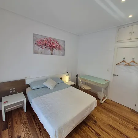 Homestay En Gros Bano Compartido *